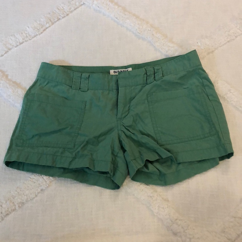 Green Old Navy shorts, size 6, good condition